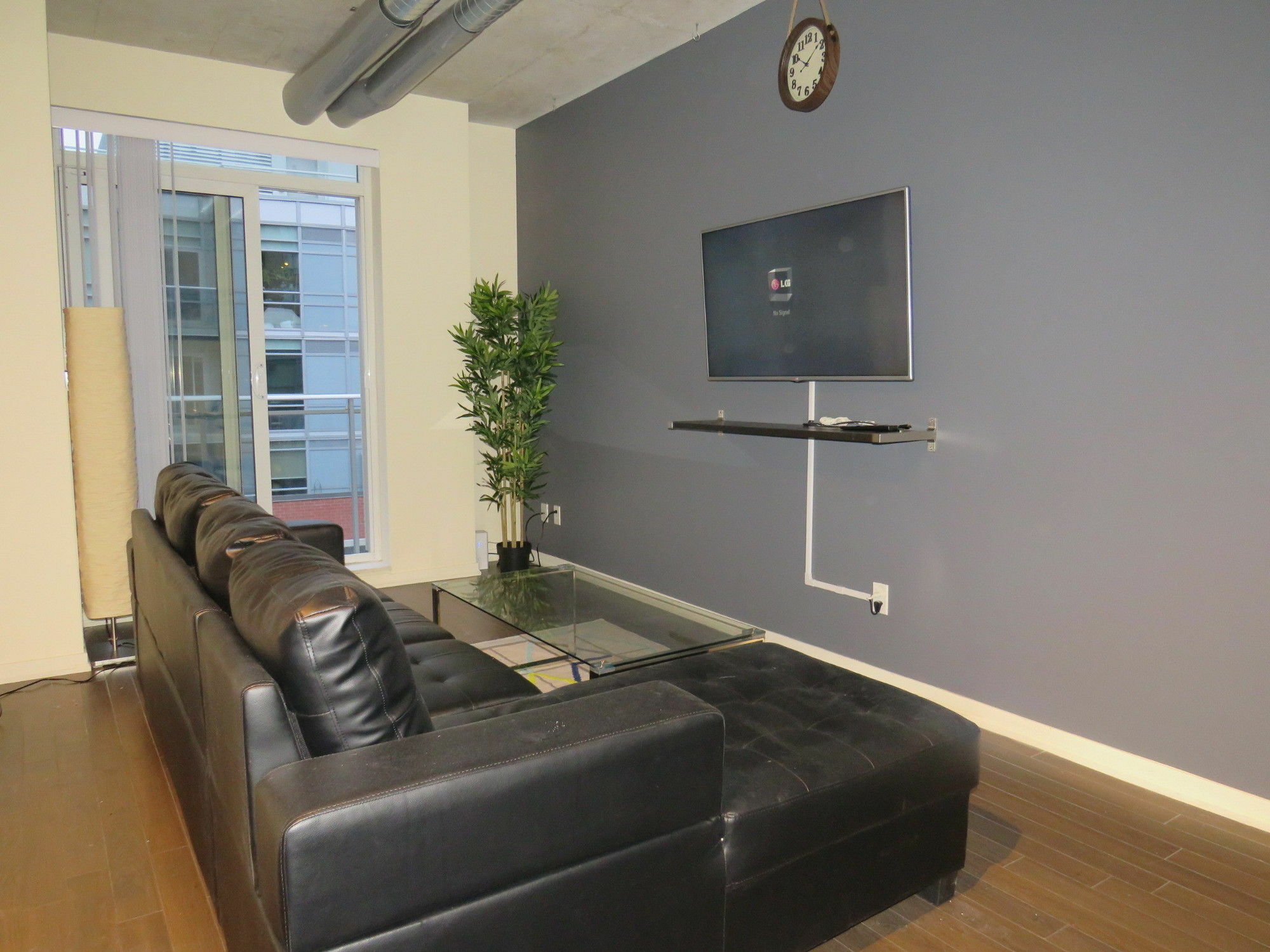 Apartment Queen West Suites