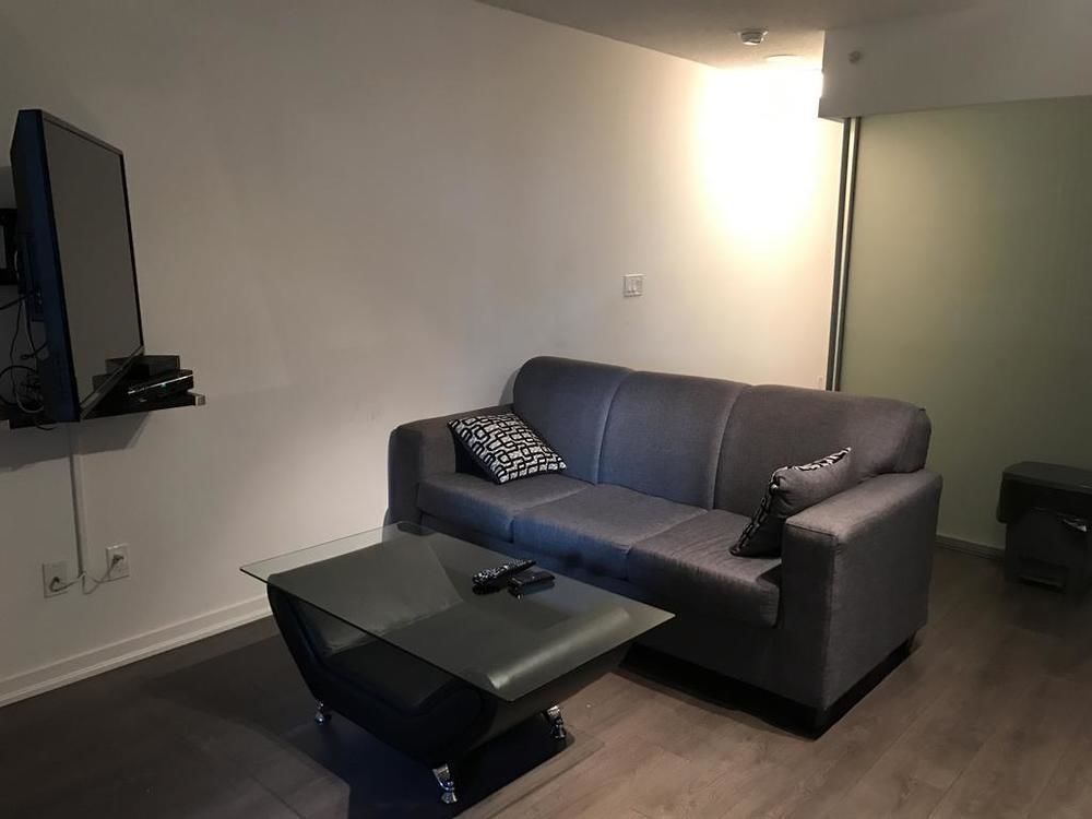 Queen West Suites Apartment Toronto